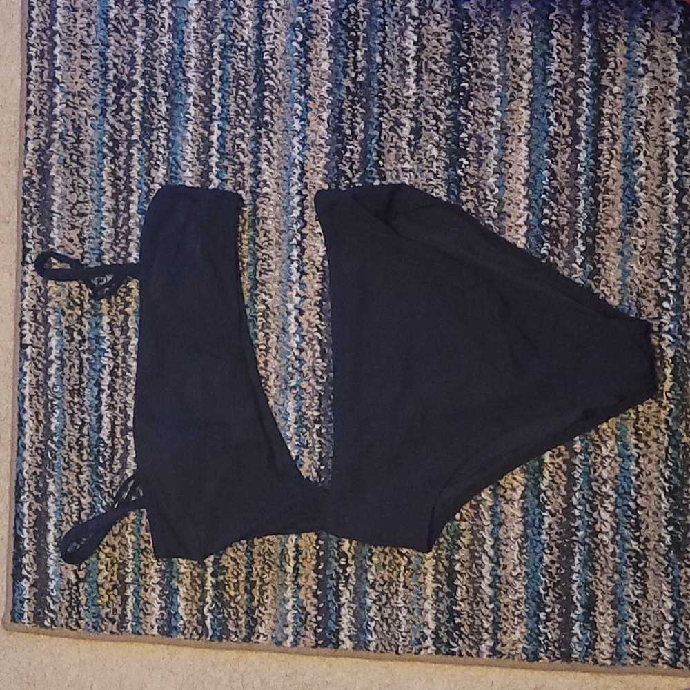 Bathing suit